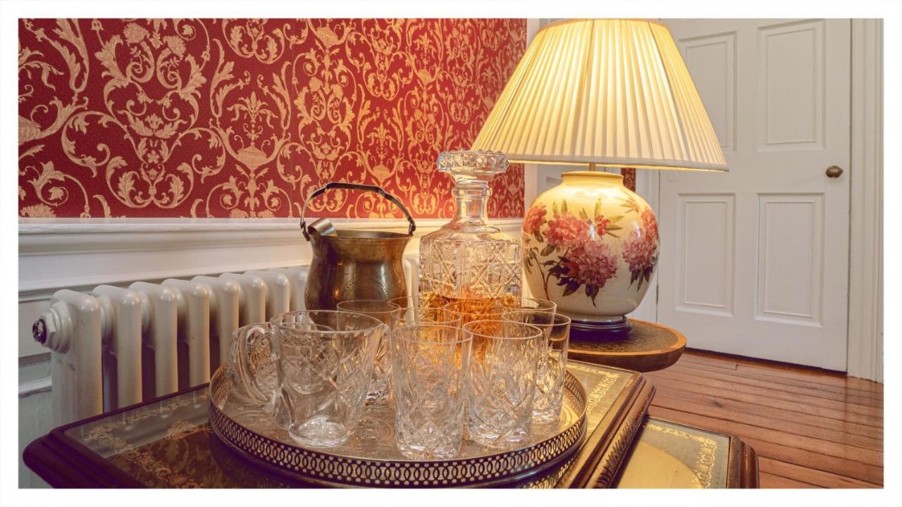 A Luxurious Masterpiece Steps From Stirlingヴィラ エクステリア 写真